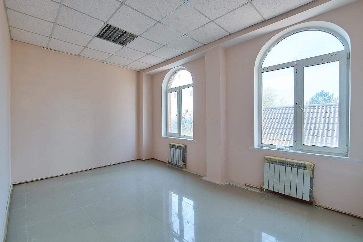 Продается Здание медцентра в центре г. Краснодара, оборудовано по требованиям «СанПина», лицензии на осуществление медицинской деятельности, Хосписа